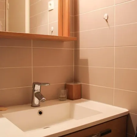 Bright With Unobstructed View Apartment