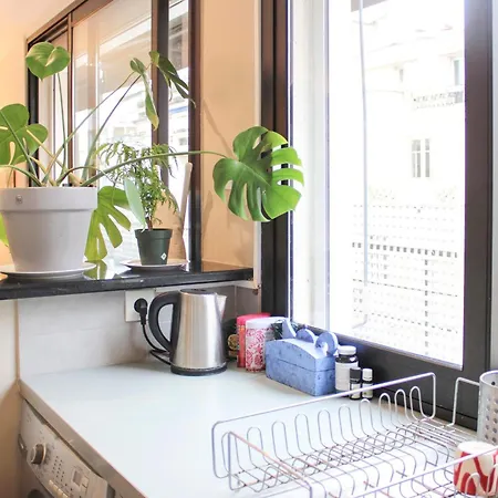Apartment Bright With Unobstructed View