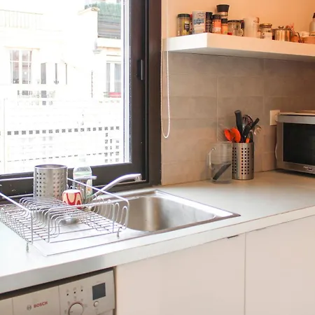 Apartment Bright With Unobstructed View